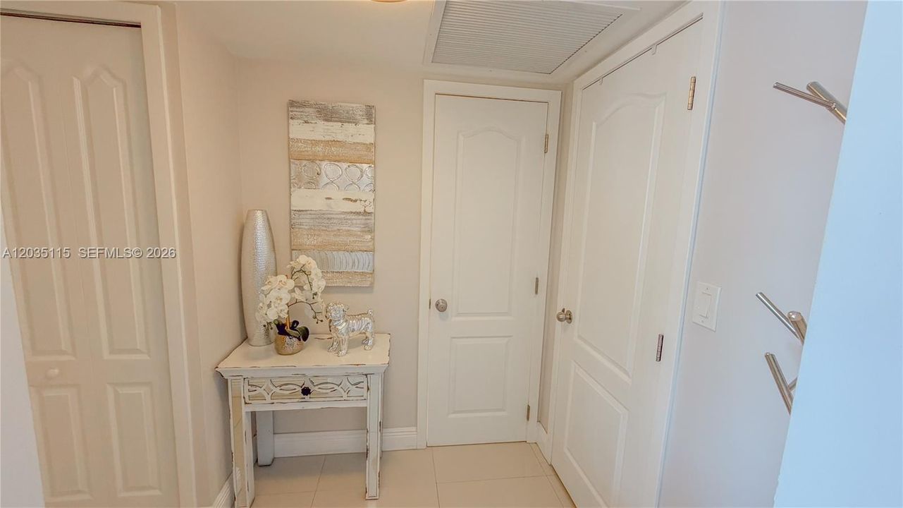For Sale: $615,900 (2 beds, 2 baths, 1488 Square Feet)