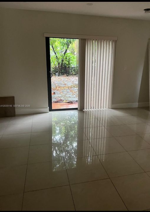 En Renta: $4,200 (3 camas, 2 baños, 3048 Pies cuadrados)