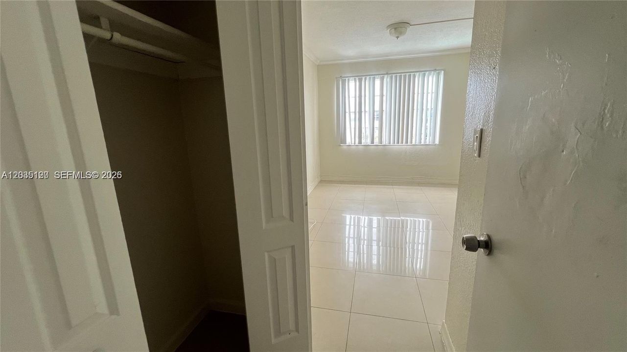 For Sale: $189,500 (2 beds, 2 baths, 1175 Square Feet)