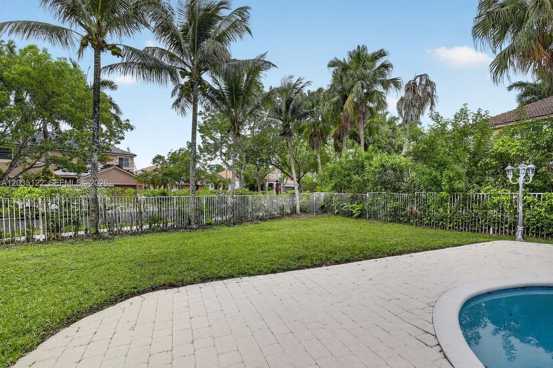 For Sale: $1,199,000 (5 beds, 4 baths, 3122 Square Feet)