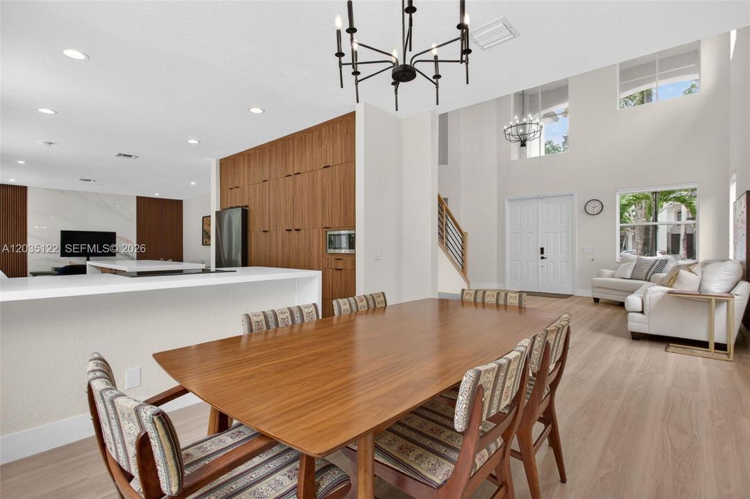 For Sale: $1,199,000 (5 beds, 4 baths, 3122 Square Feet)