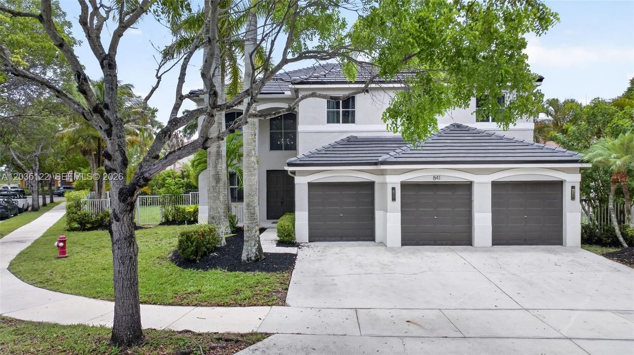 For Sale: $1,199,000 (5 beds, 4 baths, 3122 Square Feet)