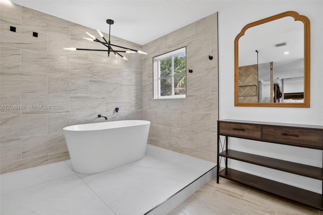 For Sale: $1,199,000 (5 beds, 4 baths, 3122 Square Feet)