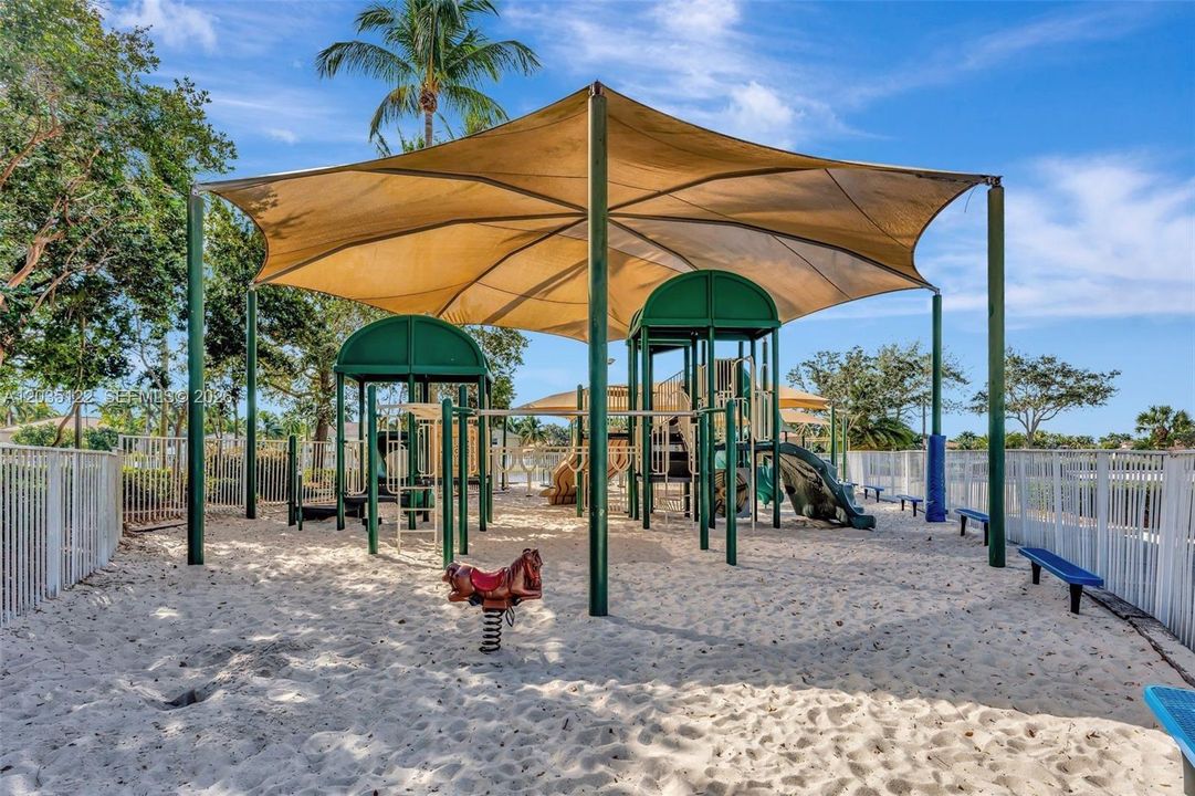 For Sale: $1,199,000 (5 beds, 4 baths, 3122 Square Feet)