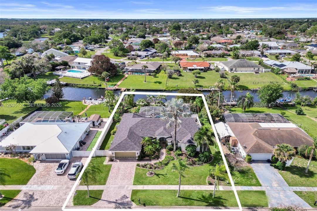 For Sale: $999,996 (4 beds, 3 baths, 2503 Square Feet)