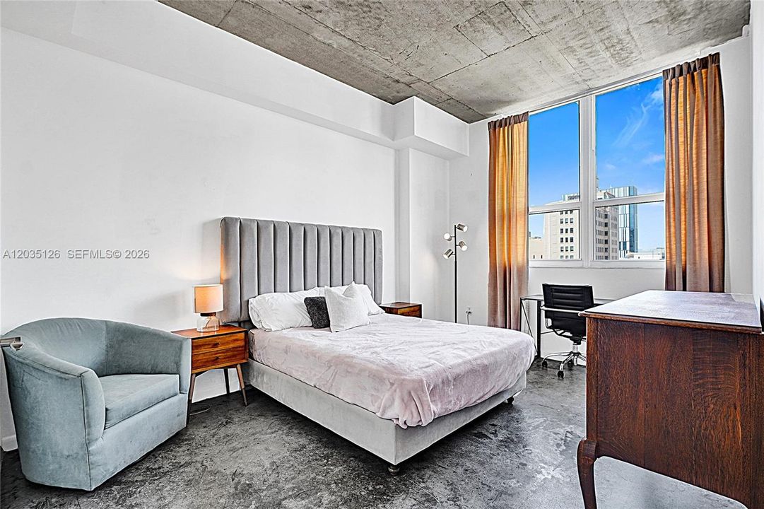 For Sale: $465,000 (2 beds, 2 baths, 1153 Square Feet)