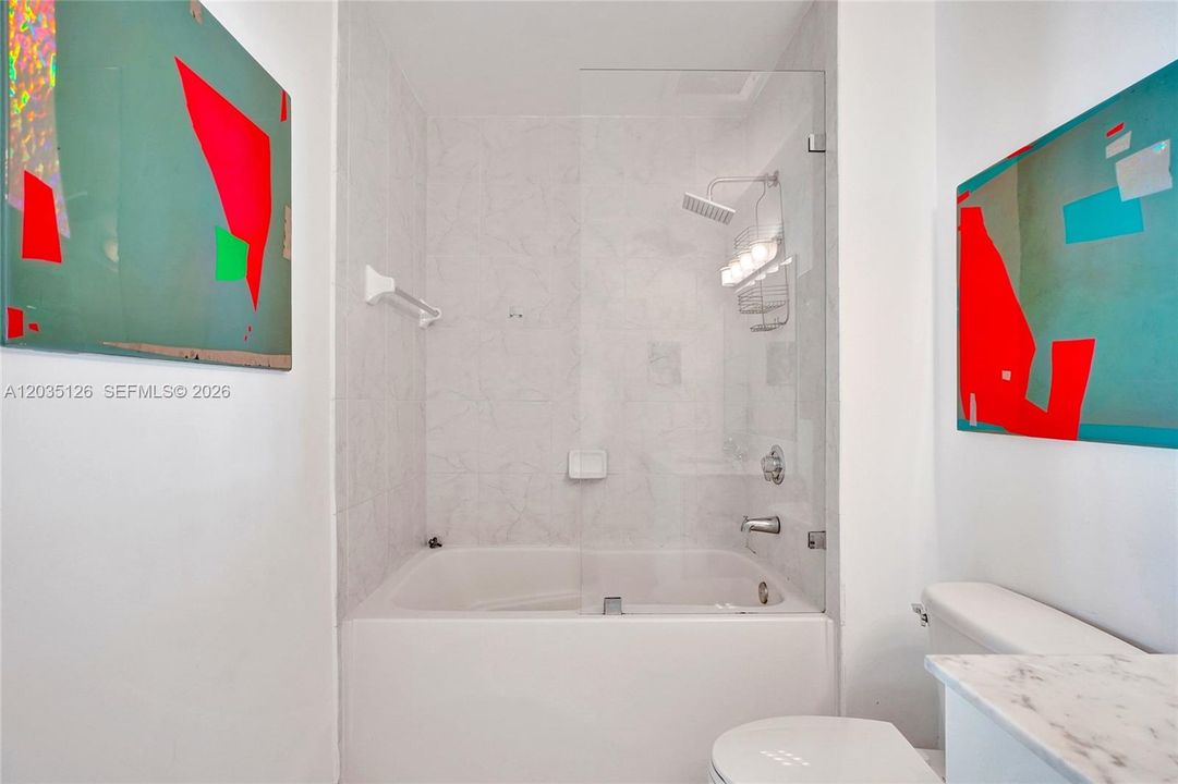For Sale: $465,000 (2 beds, 2 baths, 1153 Square Feet)