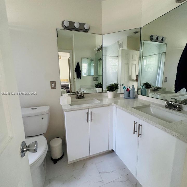 For Rent: $3,250 (3 beds, 2 baths, 1263 Square Feet)