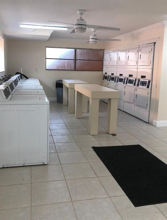 En Venta: $173,000 (1 camas, 1 baños, 664 Pies cuadrados)
