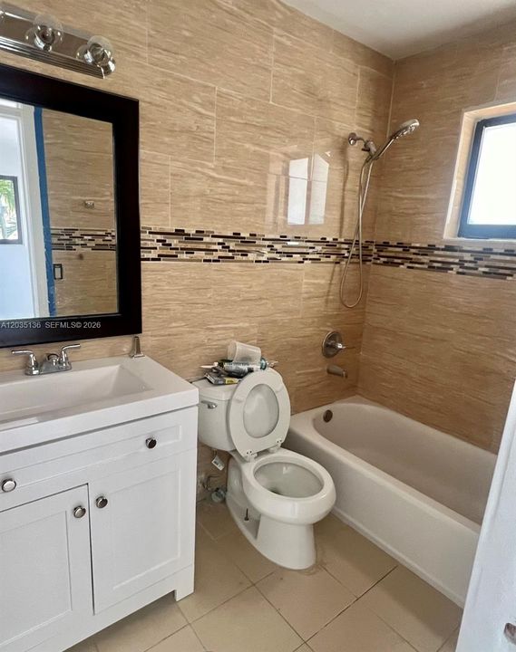 В аренду: $4,200 (3 спален, 2 ванн, 0 Квадратных фут)