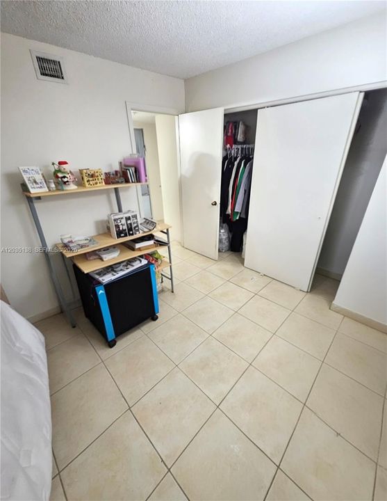 For Sale: $174,900 (2 beds, 2 baths, 1020 Square Feet)