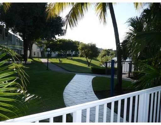 En Venta: $169,500 (2 camas, 2 baños, 1020 Pies cuadrados)