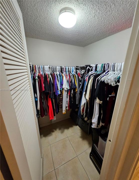 For Sale: $174,900 (2 beds, 2 baths, 1020 Square Feet)