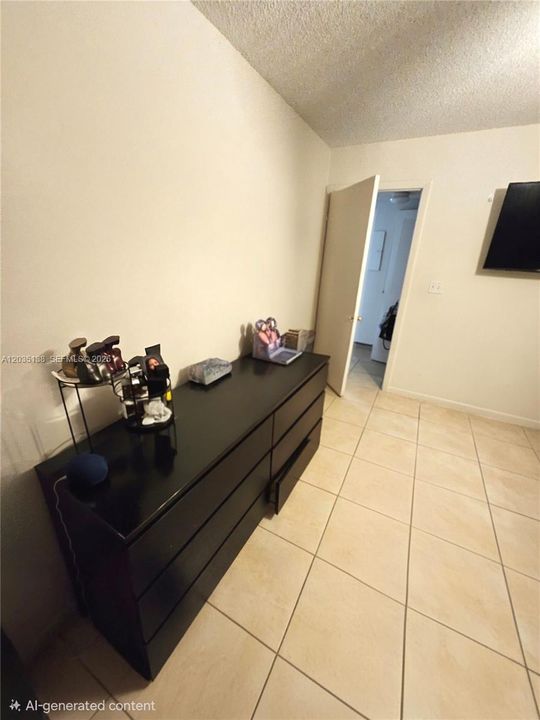 For Sale: $174,900 (2 beds, 2 baths, 1020 Square Feet)