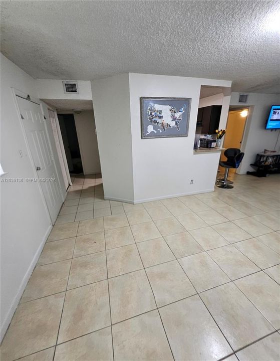 For Sale: $174,900 (2 beds, 2 baths, 1020 Square Feet)