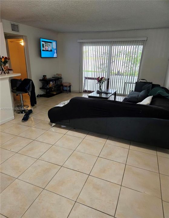 For Sale: $174,900 (2 beds, 2 baths, 1020 Square Feet)