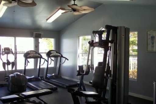 For Sale: $174,900 (2 beds, 2 baths, 1020 Square Feet)