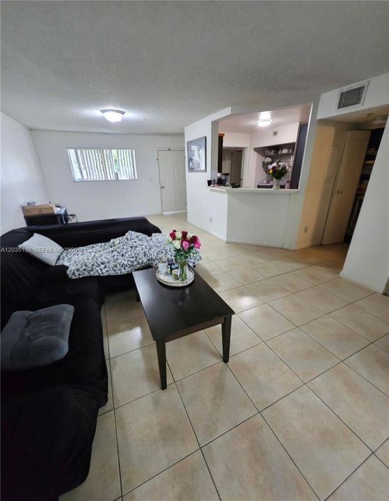 For Sale: $174,900 (2 beds, 2 baths, 1020 Square Feet)