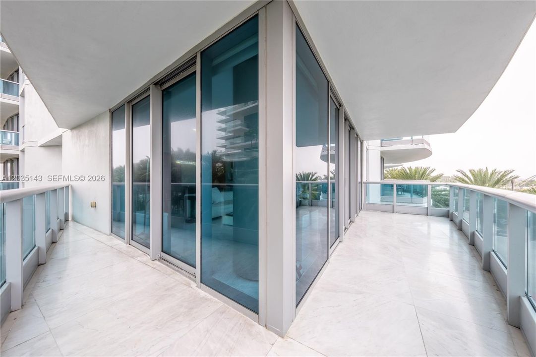 For Rent: $10,800 (3 beds, 3 baths, 1910 Square Feet)