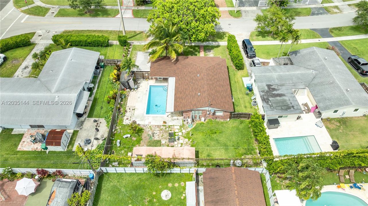 For Sale: $630,000 (3 beds, 2 baths, 1331 Square Feet)