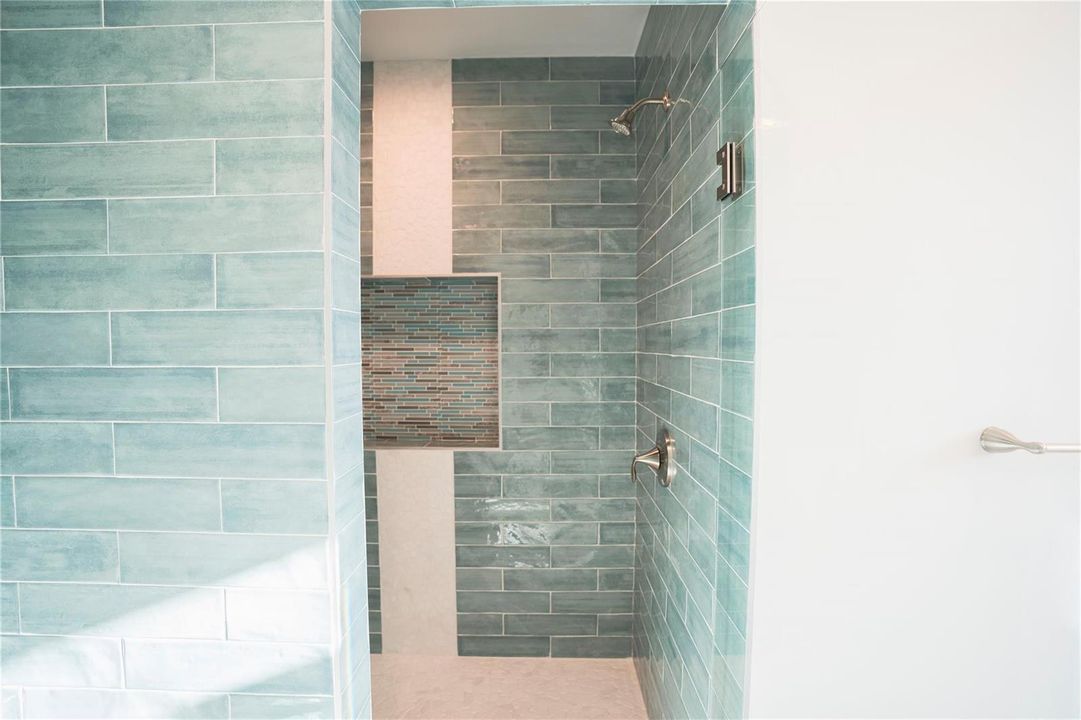 Primary Bedroom En Suite Bath