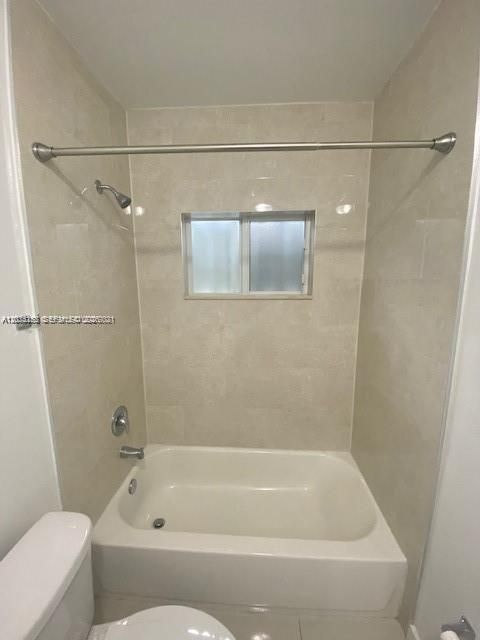 En Venta: $825,000 (0 camas, 0 baños, 2440 Pies cuadrados)