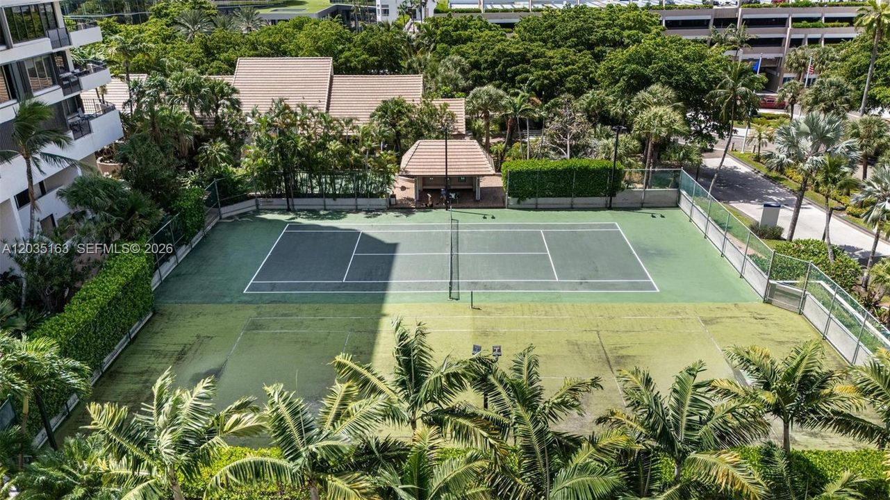 For Rent: $4,500 (2 beds, 2 baths, 1464 Square Feet)