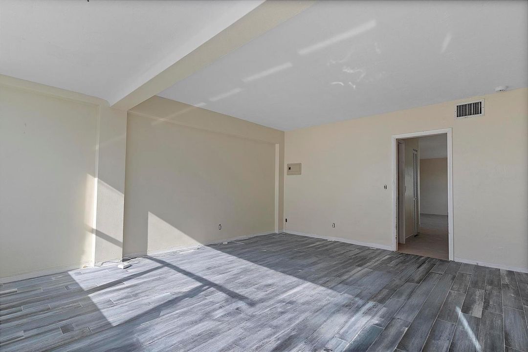 1801 S. Surf Rd - - 2A - 087