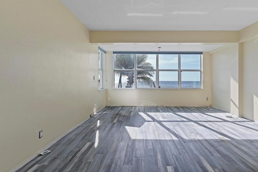 1801 S. Surf Rd - - 2A - 084