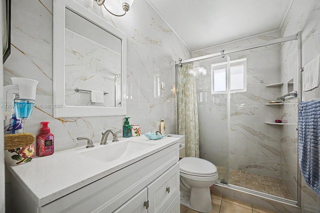 For Sale: $535,000 (3 beds, 2 baths, 1383 Square Feet)
