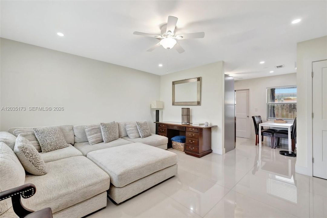 Lots of natural light and spacious living room