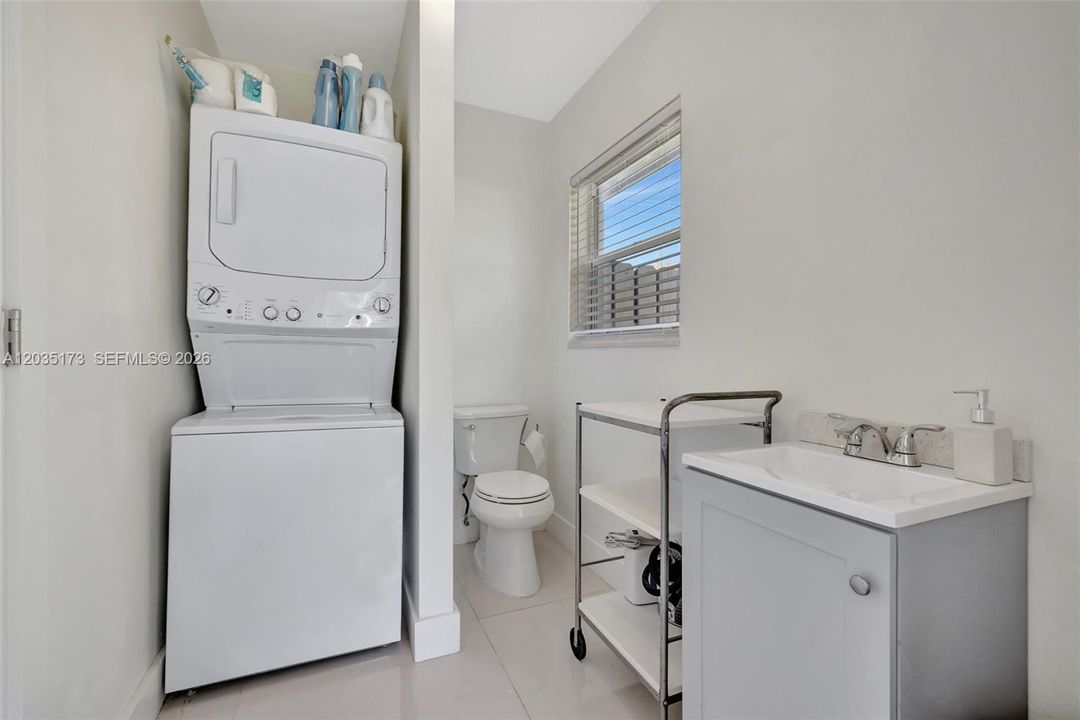 In unit laundry and guest bathroom