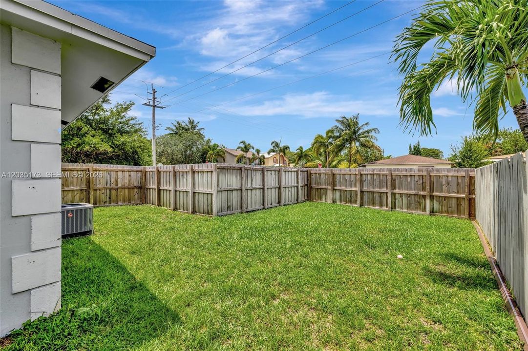 Private, spacious and fully fenced yard