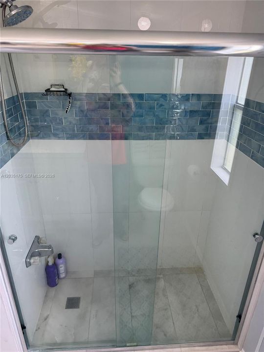 For Sale: $209,000 (2 beds, 2 baths, 710 Square Feet)