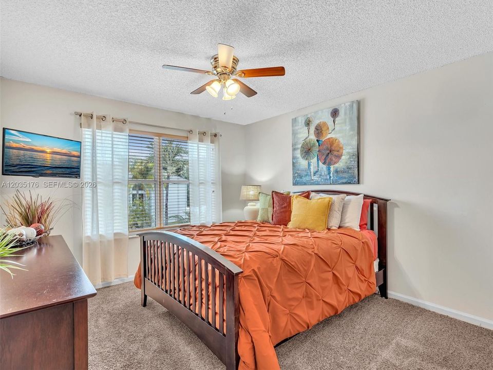 Upstairs Bedroom 2