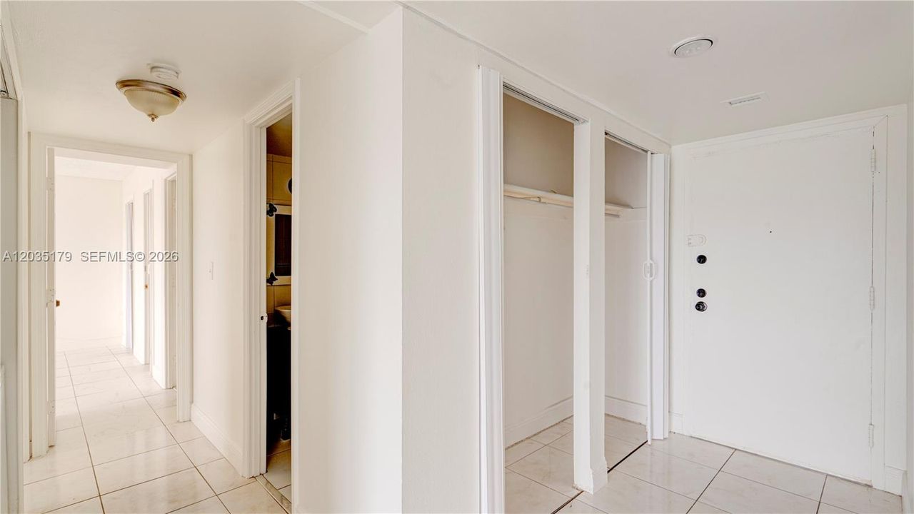 For Sale: $140,000 (2 beds, 2 baths, 1175 Square Feet)