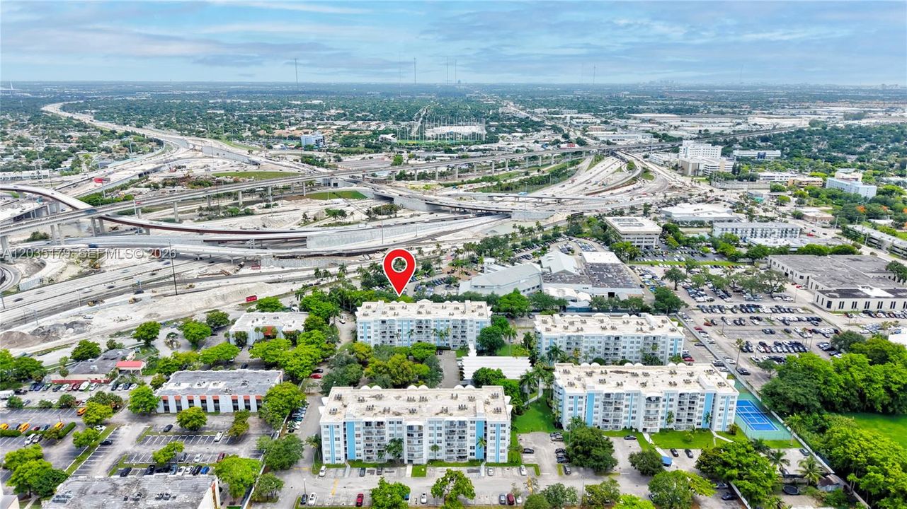 For Sale: $140,000 (2 beds, 2 baths, 1175 Square Feet)