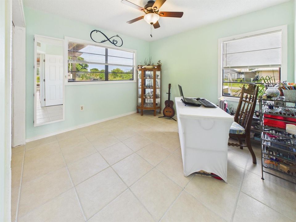 CAM03600G0-PR0094-STILL038