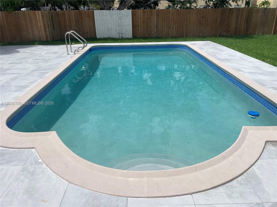 For Rent: $5,000 (3 beds, 2 baths, 1685 Square Feet)