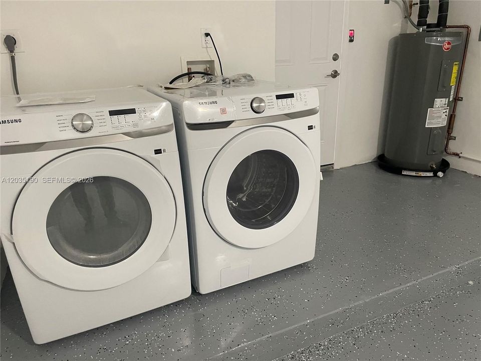 For Rent: $5,000 (3 beds, 2 baths, 1685 Square Feet)