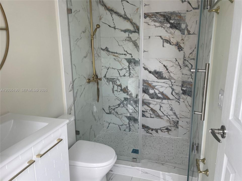 For Rent: $5,000 (3 beds, 2 baths, 1685 Square Feet)