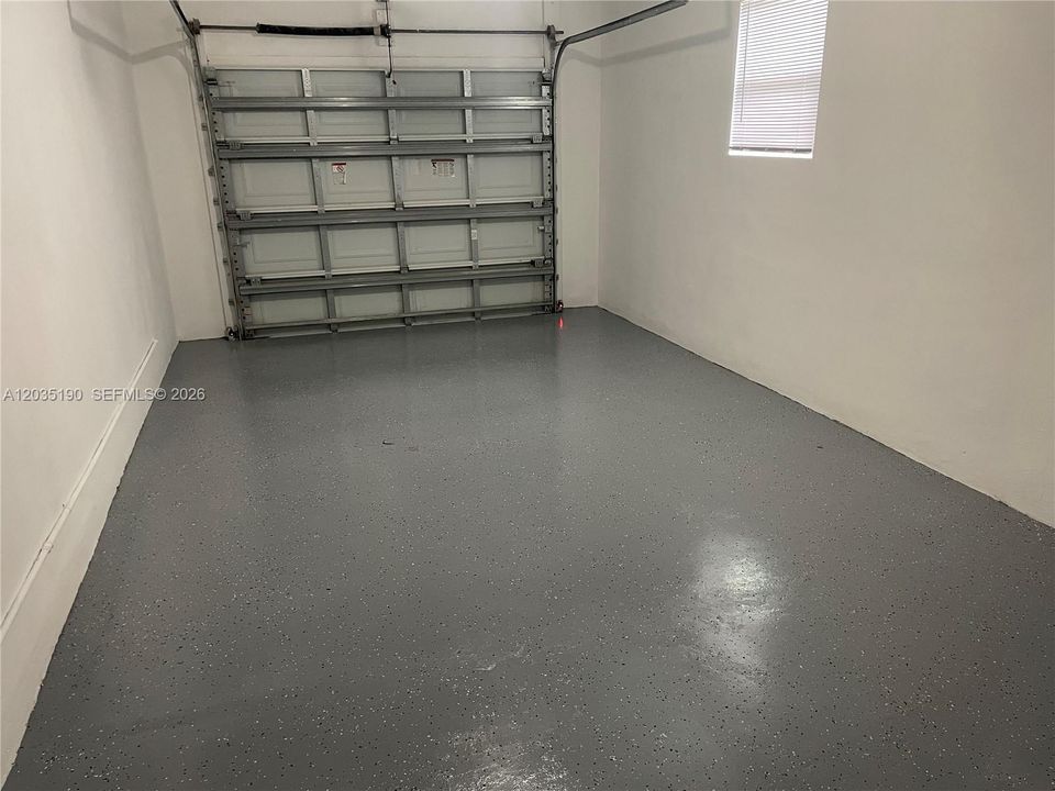 For Rent: $5,000 (3 beds, 2 baths, 1685 Square Feet)