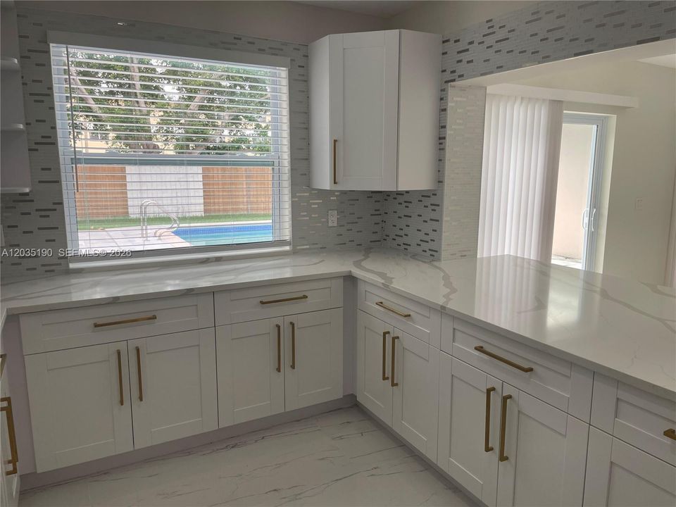 For Rent: $5,000 (3 beds, 2 baths, 1685 Square Feet)