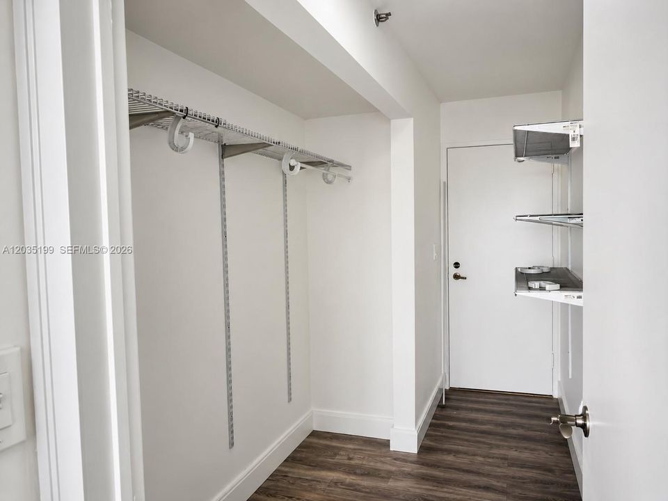 В аренду: $2,900 (2 спален, 2 ванн, 1061 Квадратных фут)