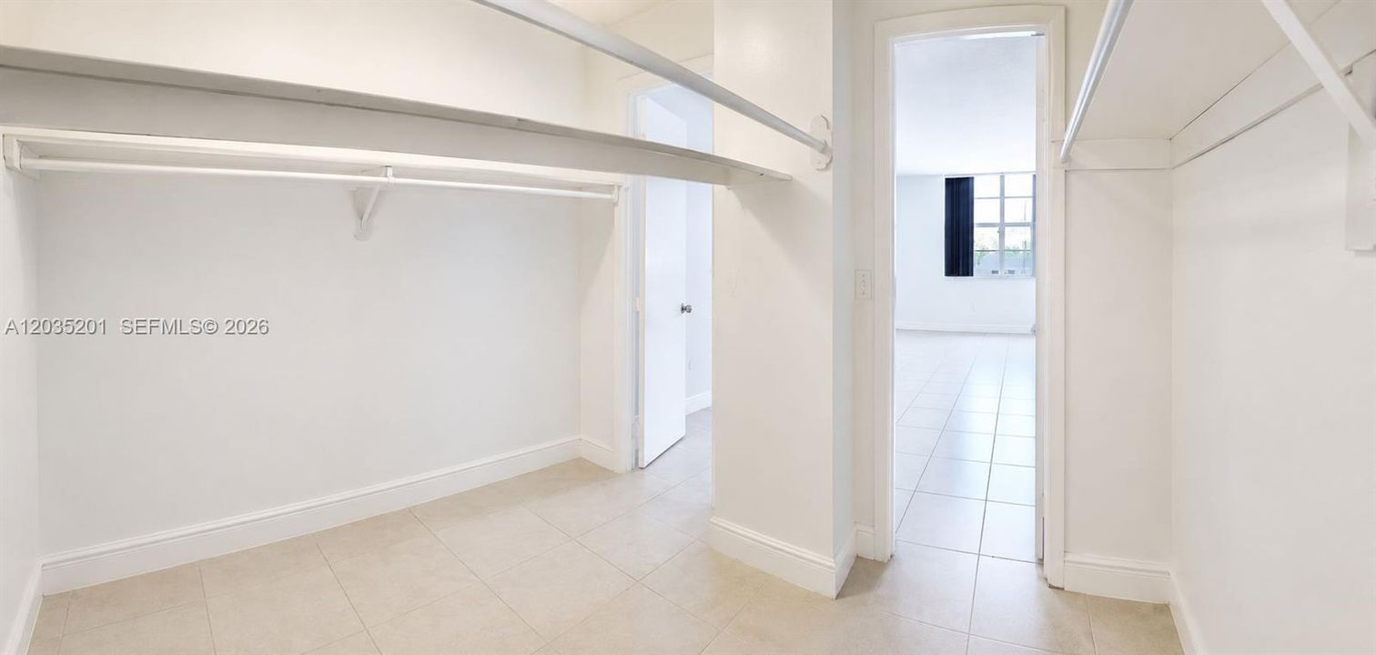 For Sale: $150,000 (2 beds, 2 baths, 1175 Square Feet)
