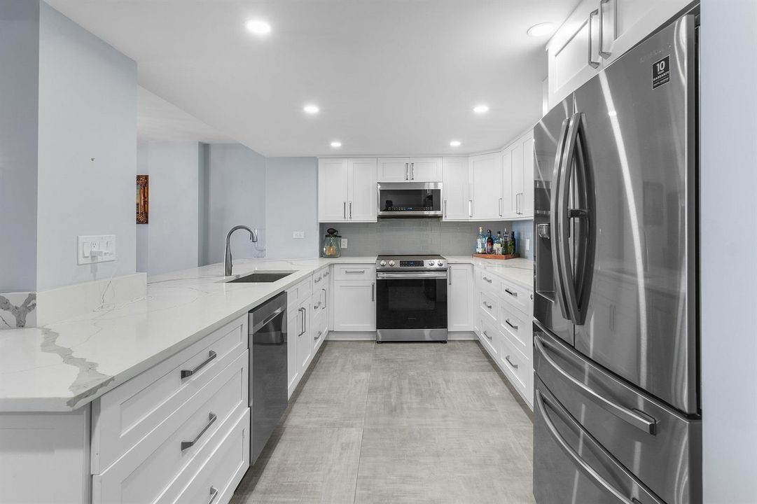 003-1150HillsboroMile-905-HillsboroBeach