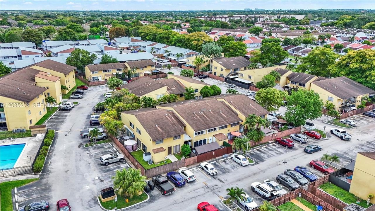 For Sale: $349,900 (3 beds, 2 baths, 1850 Square Feet)