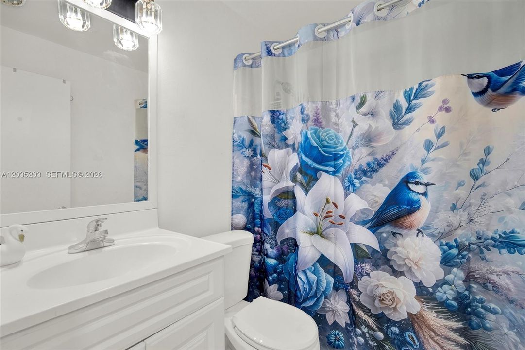 2nd floor bathroom