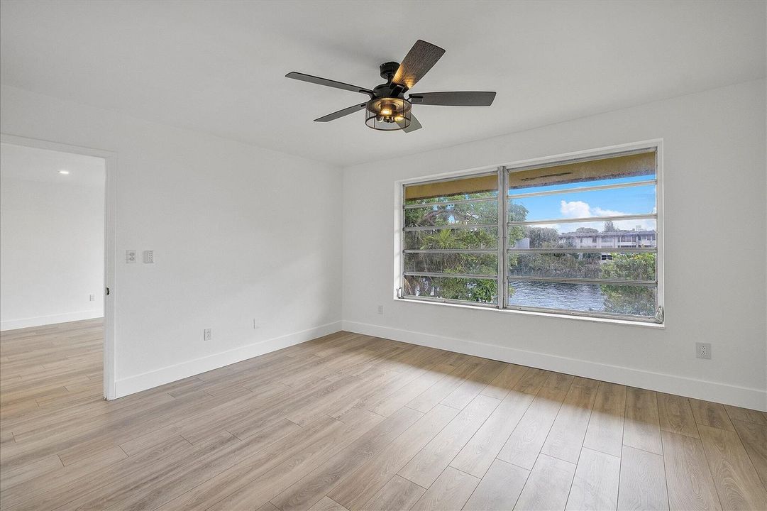 23-1302 NE 191st St_23