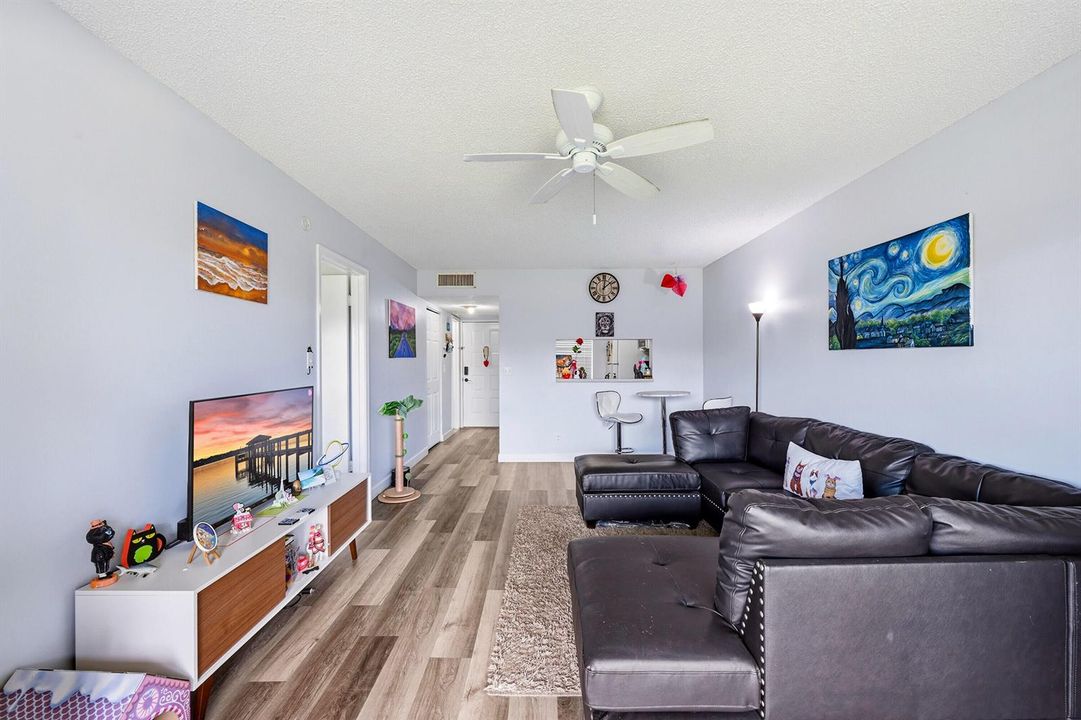 Family room / Dining area